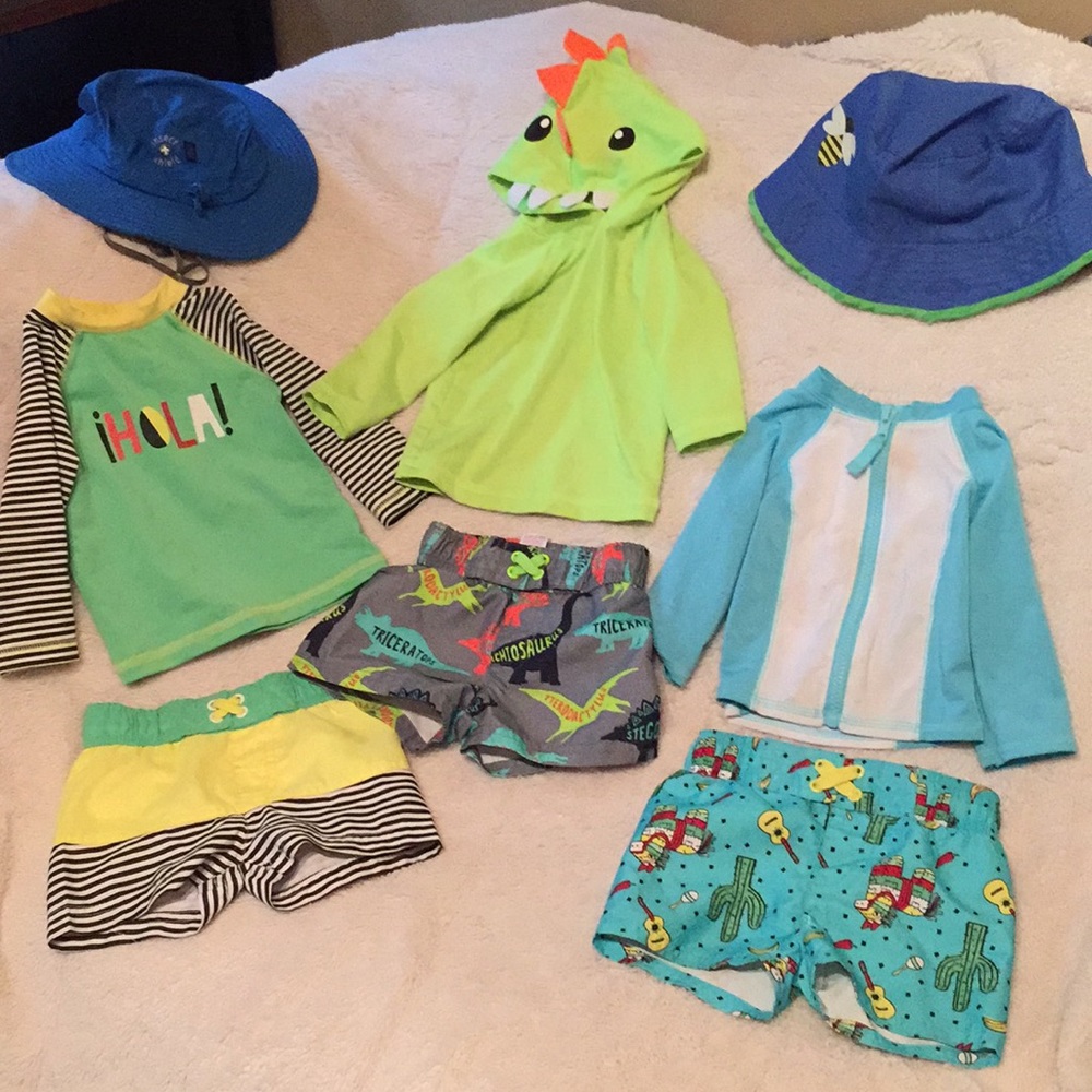 Boy’s bathing suits and sun hats-summer rash guard